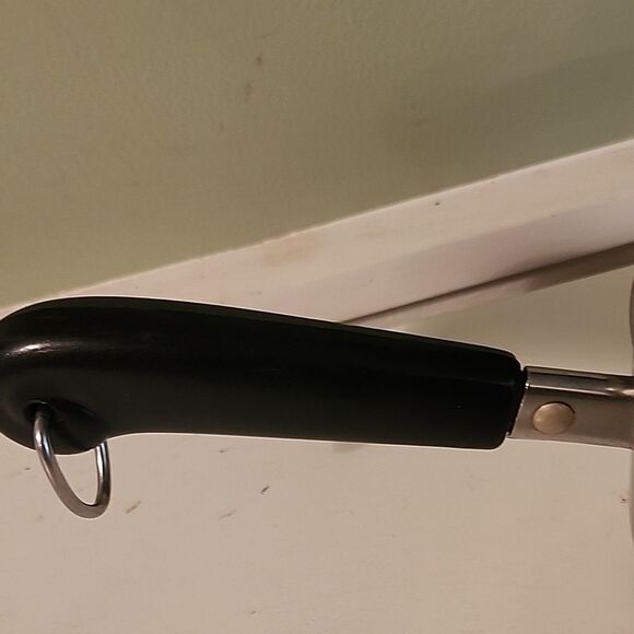 Stainless Steel Saucepan with Black Handle - Picture 5 of 9